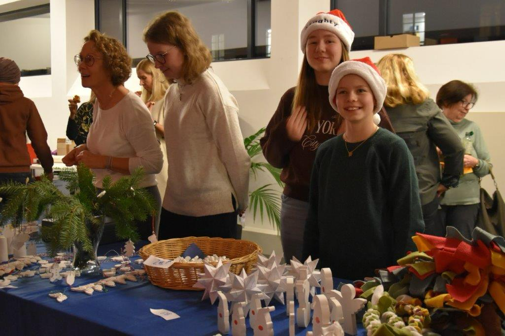 2024 12 12 Adventsmarkt und -konzert 01