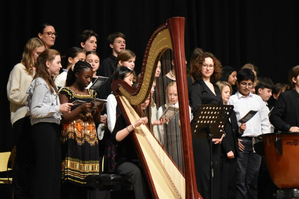 2024 12 12 Adventsmarkt und -konzert 16